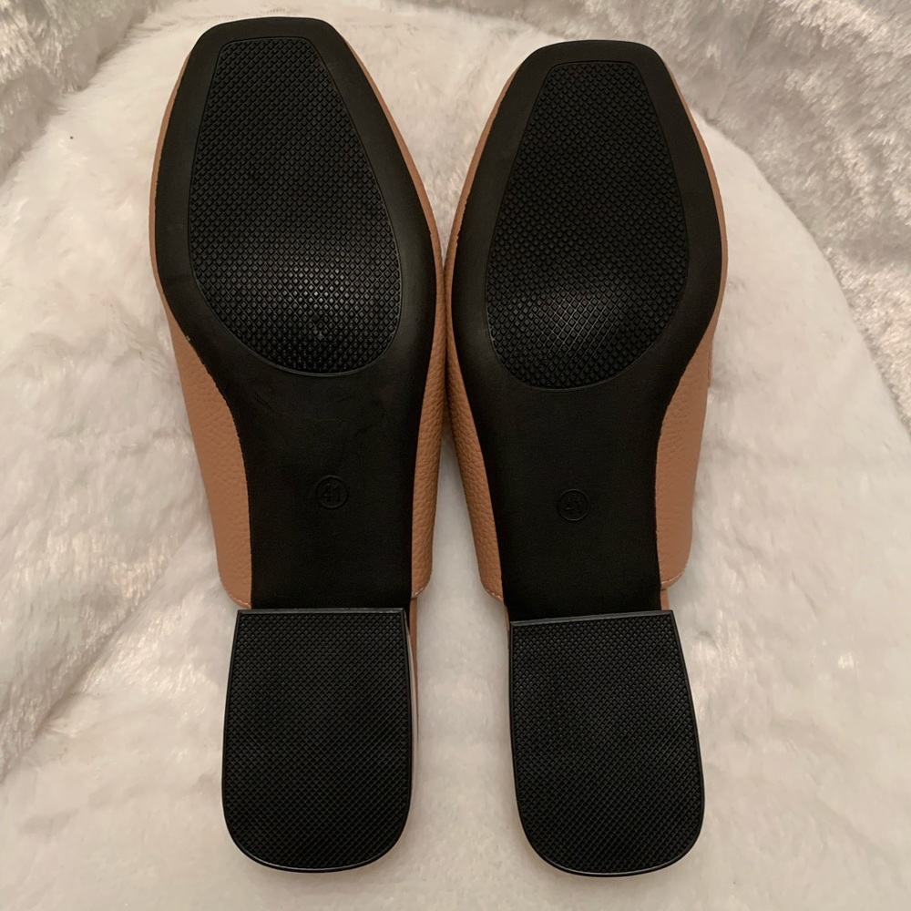 Mules - Picture 3 of 7